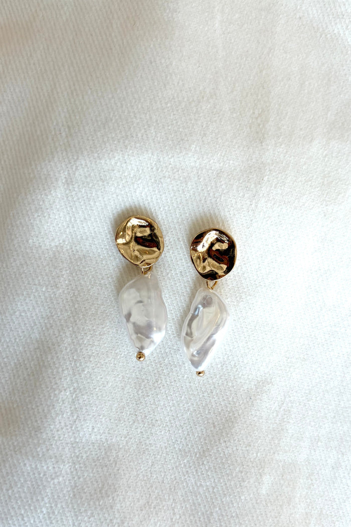 Amalfi Pearl Earrings, adeline boutique, dallas boutique, boutique
