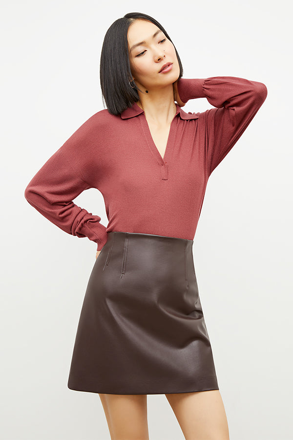 Front image of a woman wearing the Leo in Rosewood | Grid Hover | Exclude