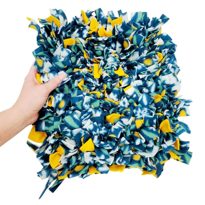 Pet Toy - 14x15.5 - Large Snuffle Mat (Daisies) by Pets Pizzazz