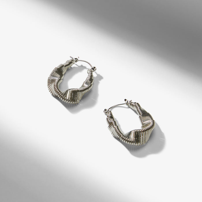 packshot image of the amy earrings in silver | Lead