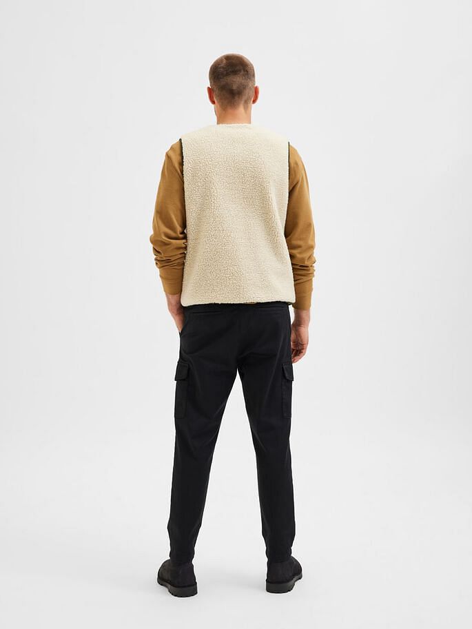 Black Mid Rise Cargo Pants