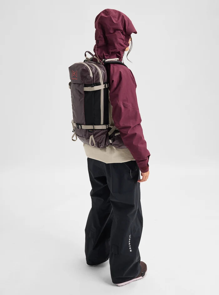 Product image of Burton [ak] Dispatcher 18L Backpack[Variant:Rum Raisin]