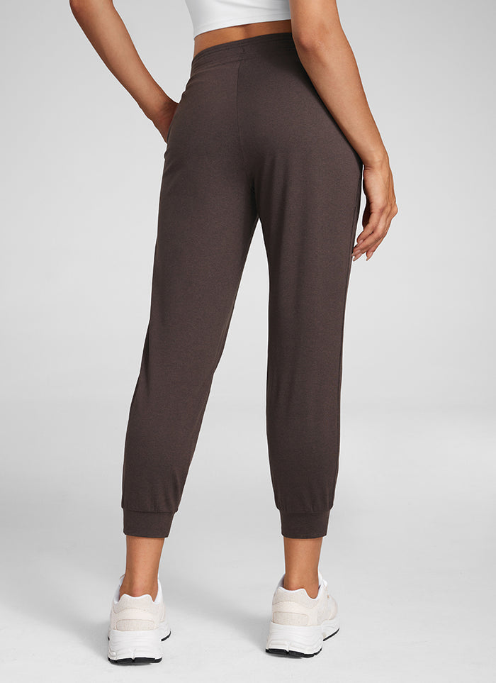 CRZ YOGA Women's Cloud Jersey Capri Joggers 25'' with Pockets Hot Fudge Brown