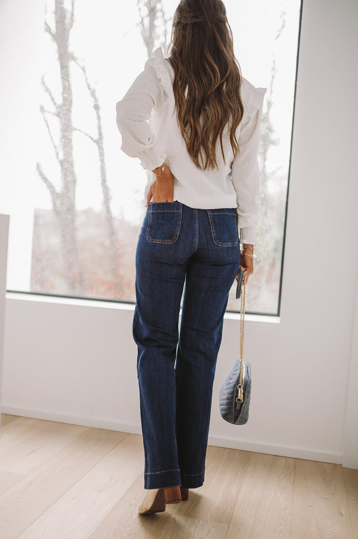 Dark blue Hugues jeans back view with pockets