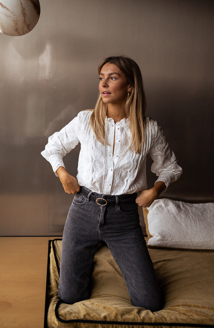 Ecru Pauly shirt showing lace panels