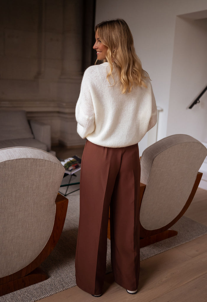 Ecru mohair knit texture detail
