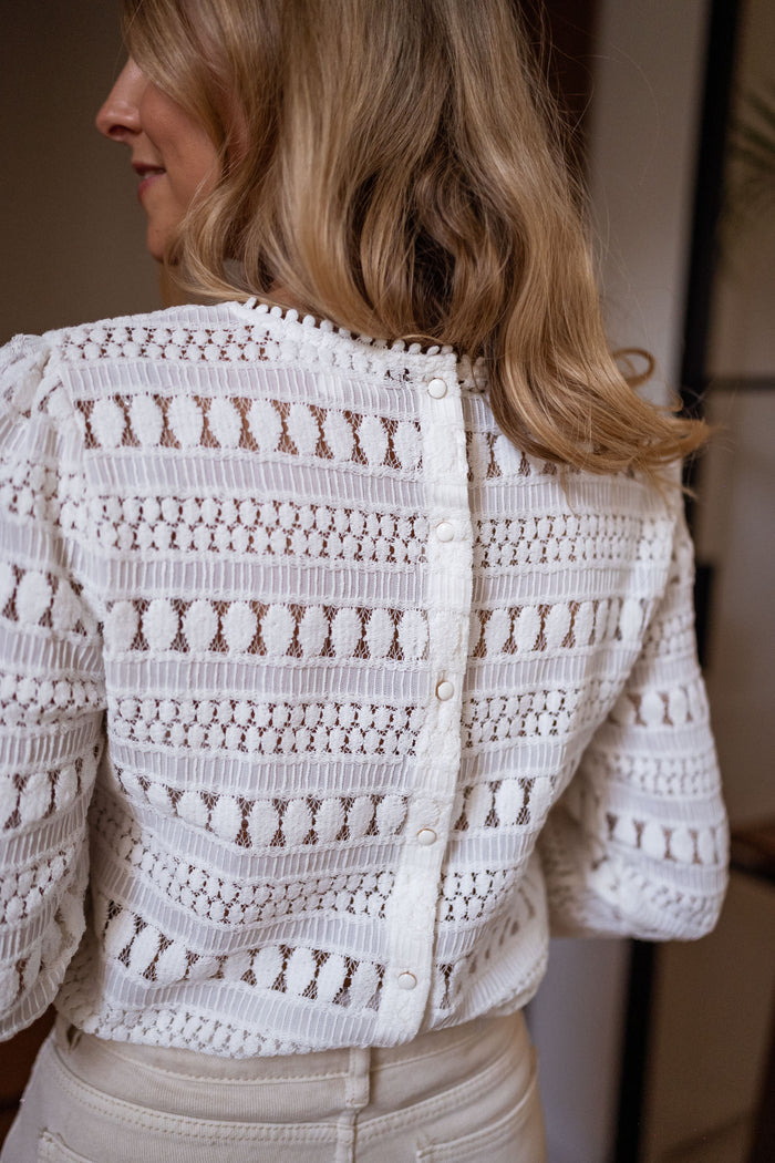 Ecru Pattie blouse sleeve crochet detail