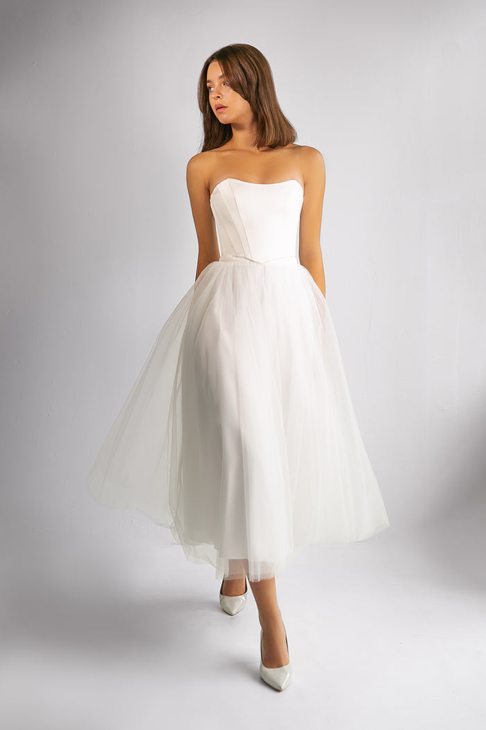 Elegant Bridal Satin Corset with Lace-Up Detail Adriana
