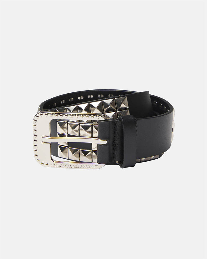 EMMO LEATHER BELT BLACK - black studded leather belt, detail close-up - Cold Culture