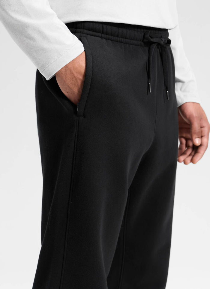 CRZ YOGA Mens Classic Fit Zipper Pockets Sweatpants 30" Black