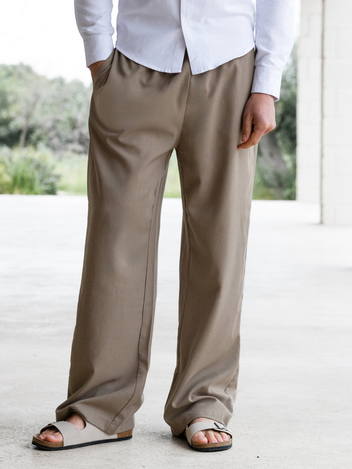 Freddie Relaxed Linen Trousers - Brown