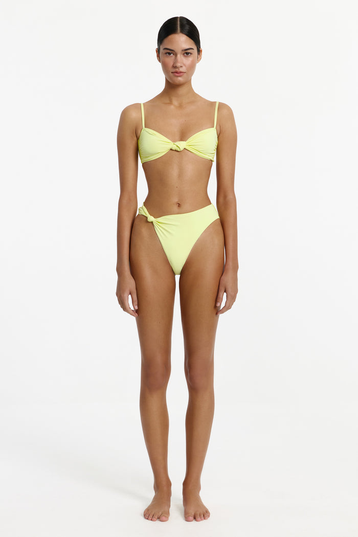 D1-SW26162T_HERMELA_TOP-LEMON_DROP-1