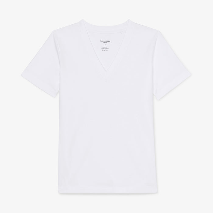 packshot image of the lee t-shirt in white