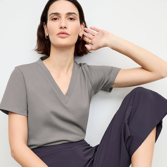 front image of a woman wearing the lee t-shirt in thistle | Lead