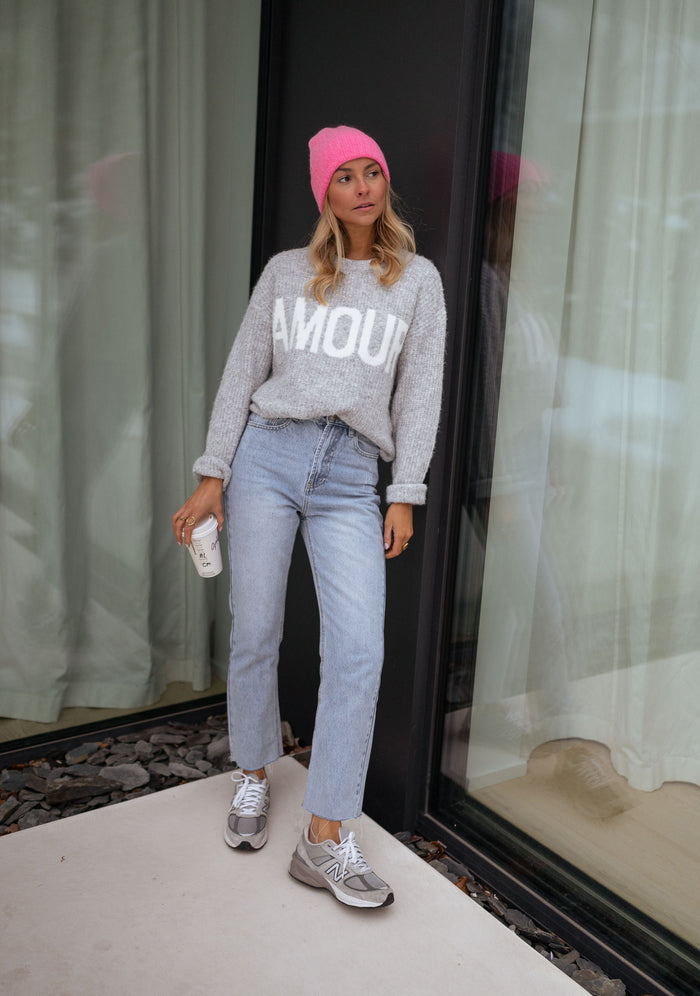 Light blue Hunter jeans styled with white tee
