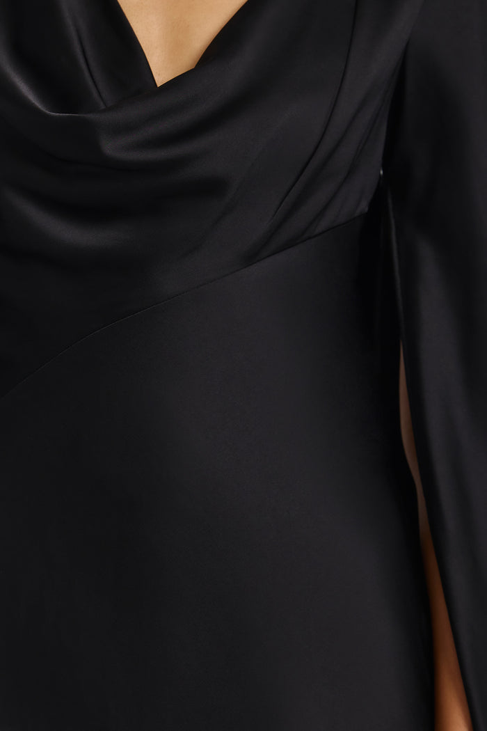 CORE-SS260413D_LUKA_LONG_SLEEVE_GOWN-BLACK-4