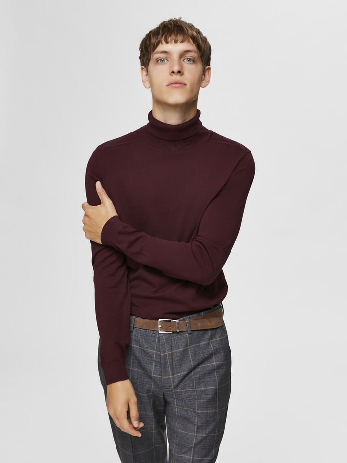 Maroon Turtleneck Pullover