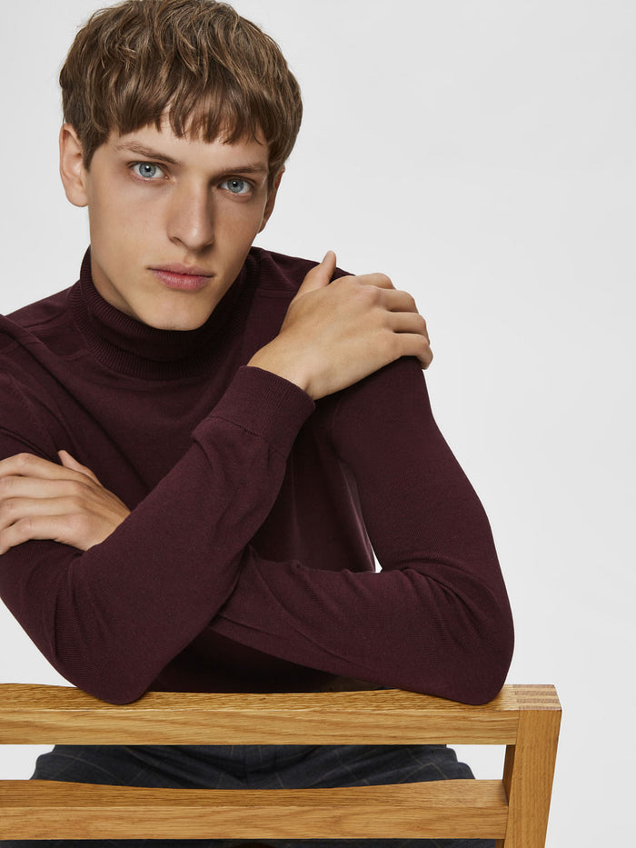 Maroon Turtleneck Pullover