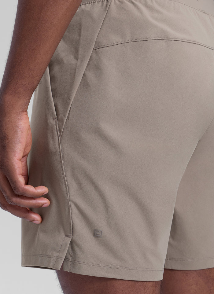CRZ YOGA Men's Motion Workout Classic FIt Quick Dry Pocket Shorts  7" Cliff Ash