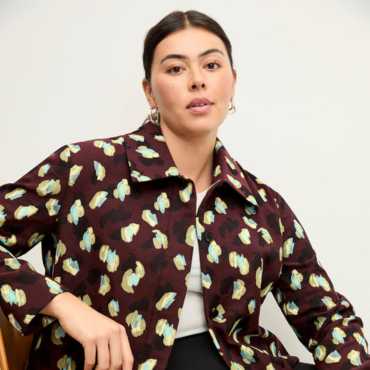 front image of a woman wearing the nicky jacket in bengal jacquard | Lead