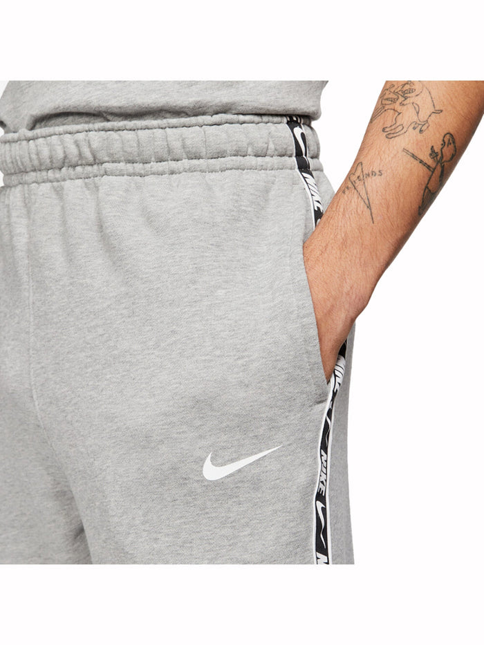NIKE_JOGRS_DC0719 Copy of Nike | Mens Repeat Logo Joggers NIKE RAWDENIM