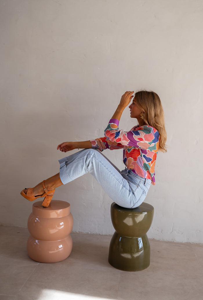 Patterned Hadri shirt side view