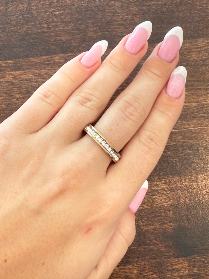 Rhinestone Ring