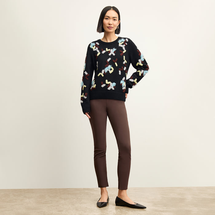 front image of a woman wearing the skinny foster pants in Mahogany