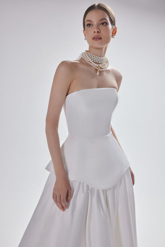 Strapless Satin Corset Remi With Flared Edges