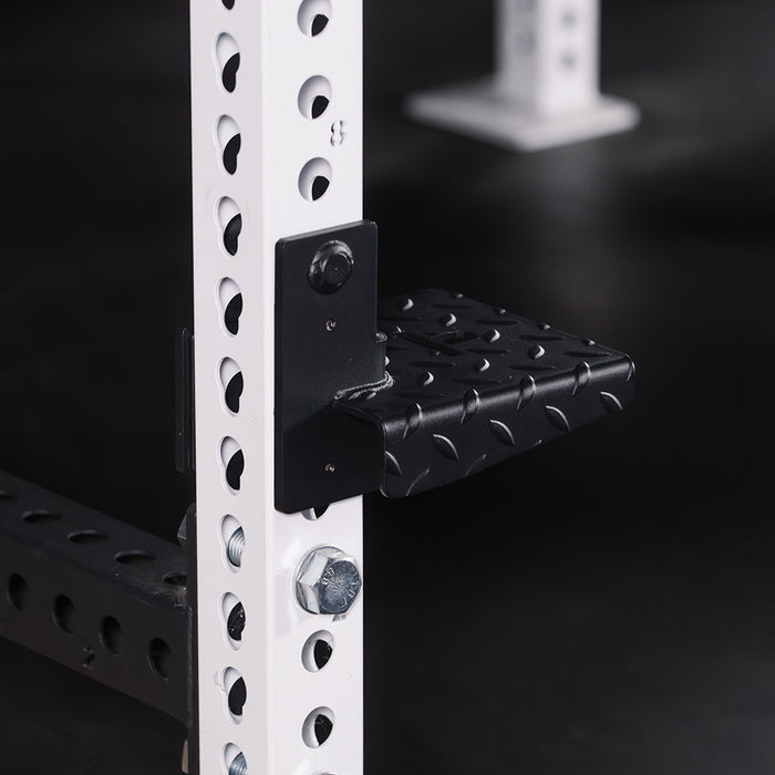 TITAN Series Rack-Mounted Step-Up Platform