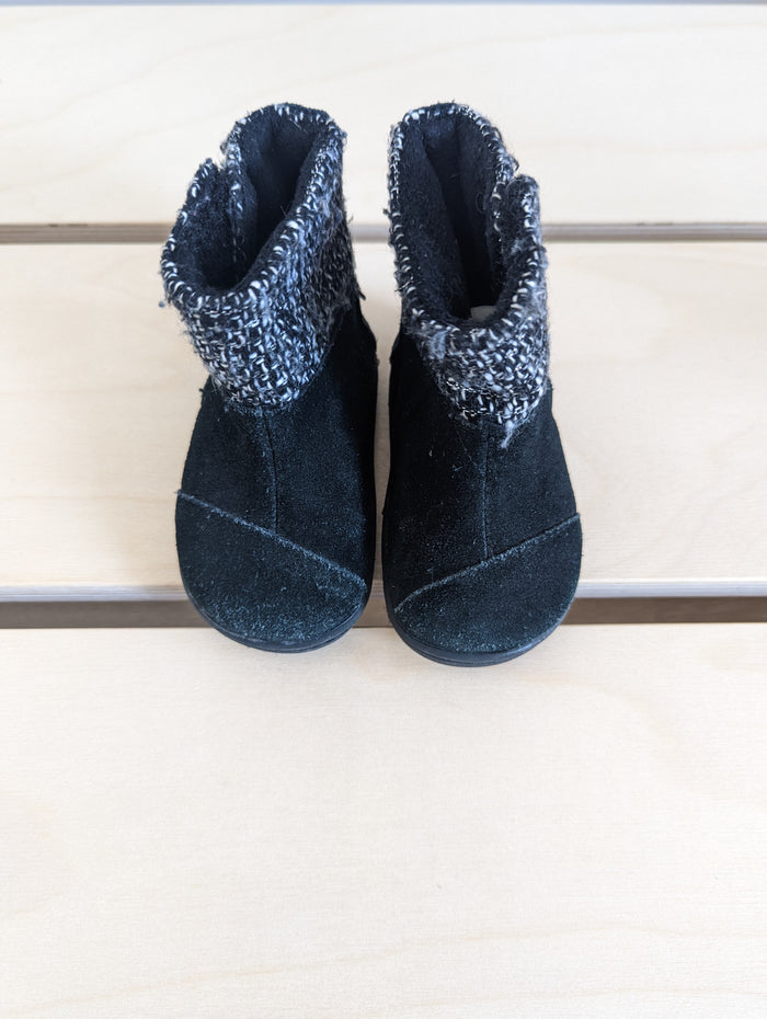 TOMS Suede Boots (4C)