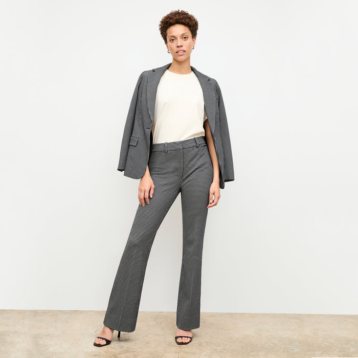 front image of a woman wearing the yiyan jacket in stretch houndstooth